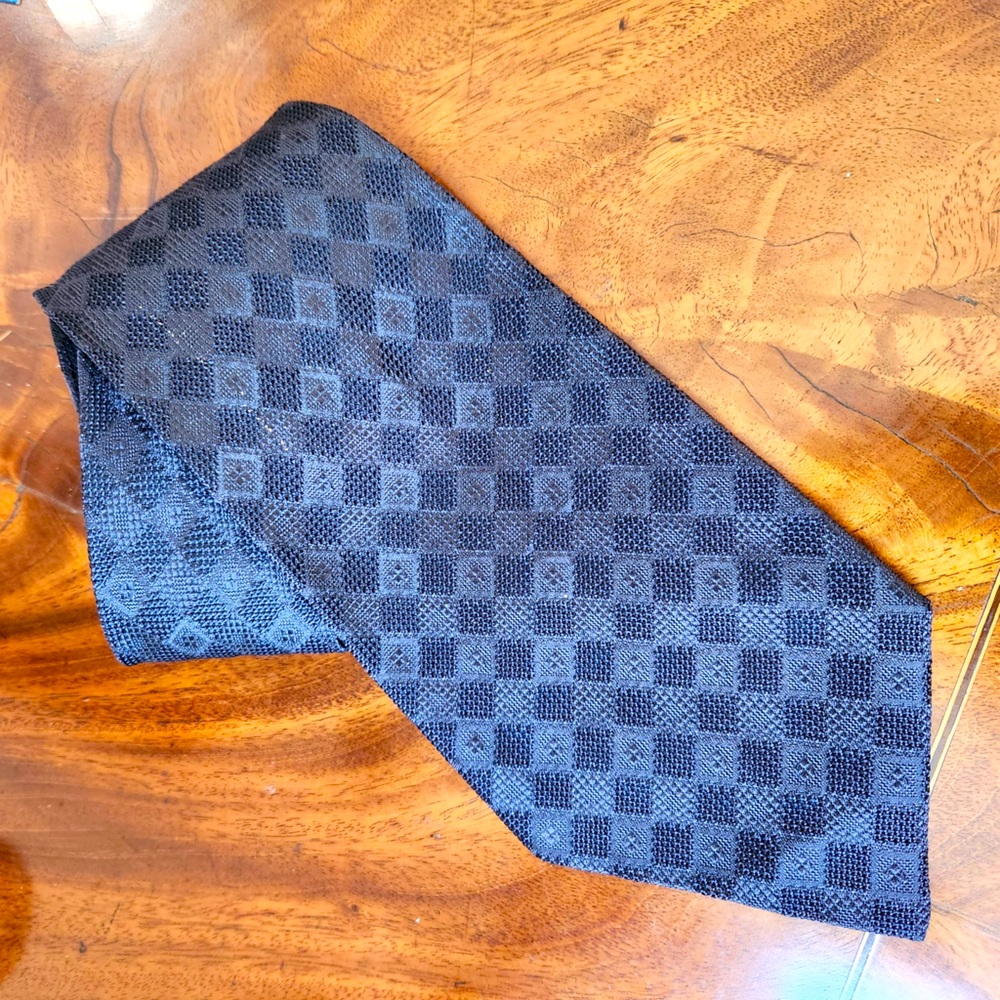 Christian Dior Tie - Picture 1 of 4